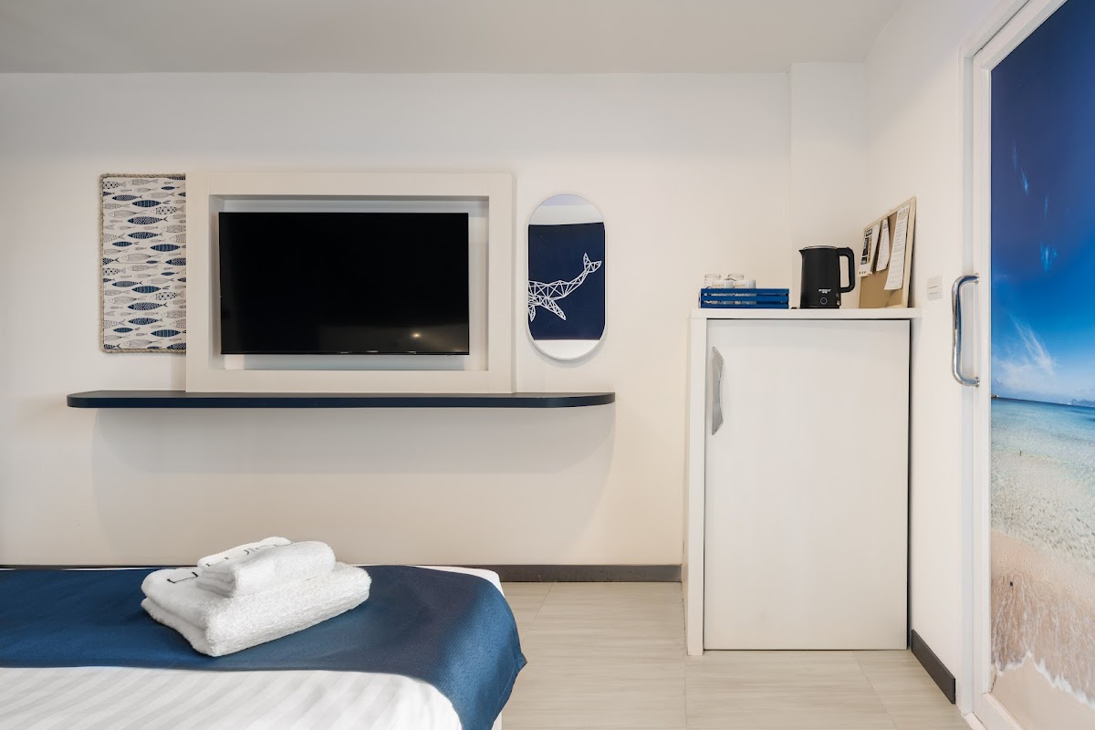 AKIRA Hotel Premier King Room 25sqm